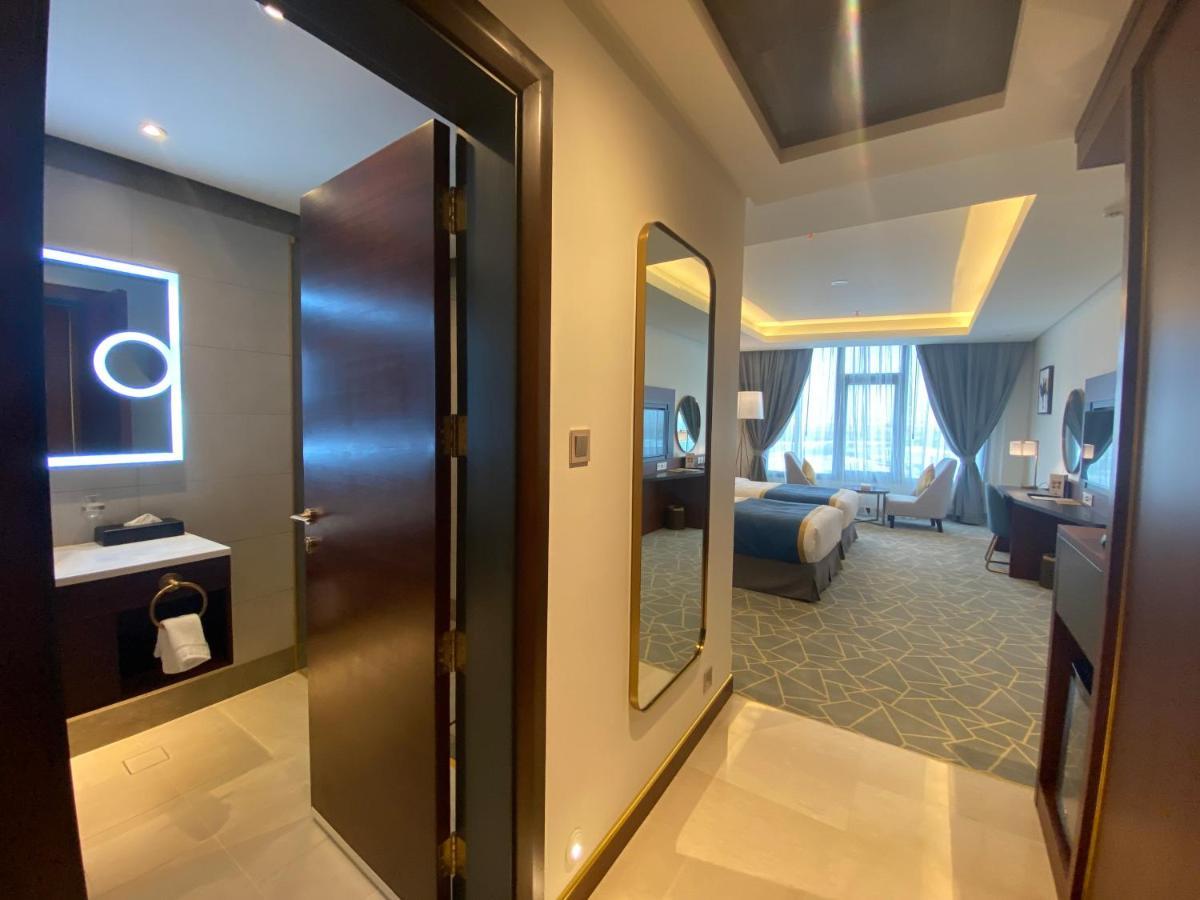 Velar Hotel 4*